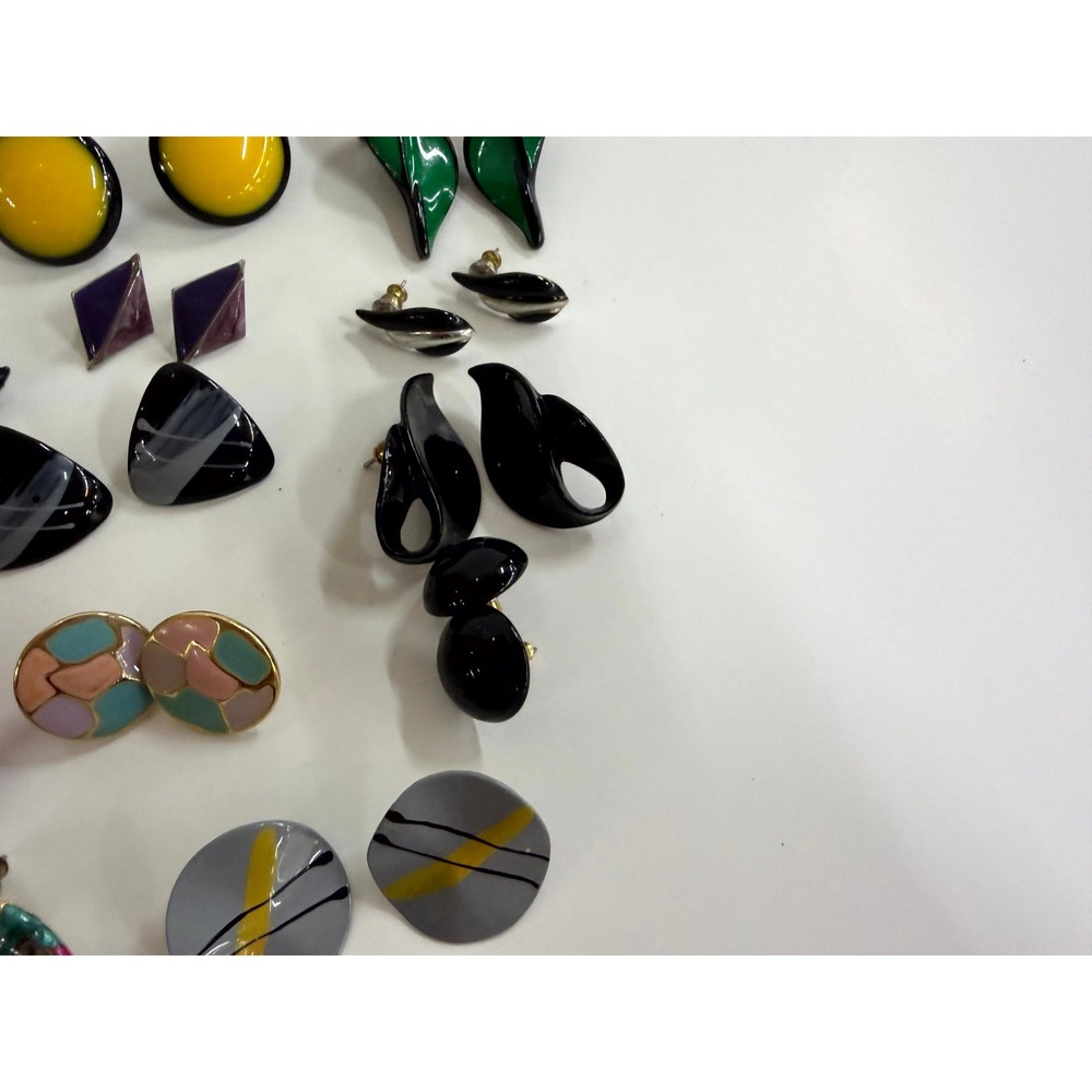 Vintage 1990s Geometric Earring Lot 14 Pairs Enamel Resin Retro Abstract Post - Picture 5 of 10